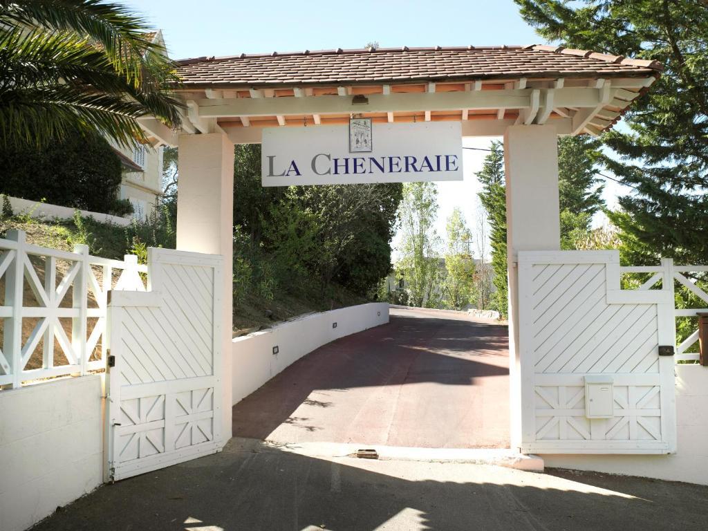 Hotel Villa La Cheneraie Saint-Raphael  Luaran gambar